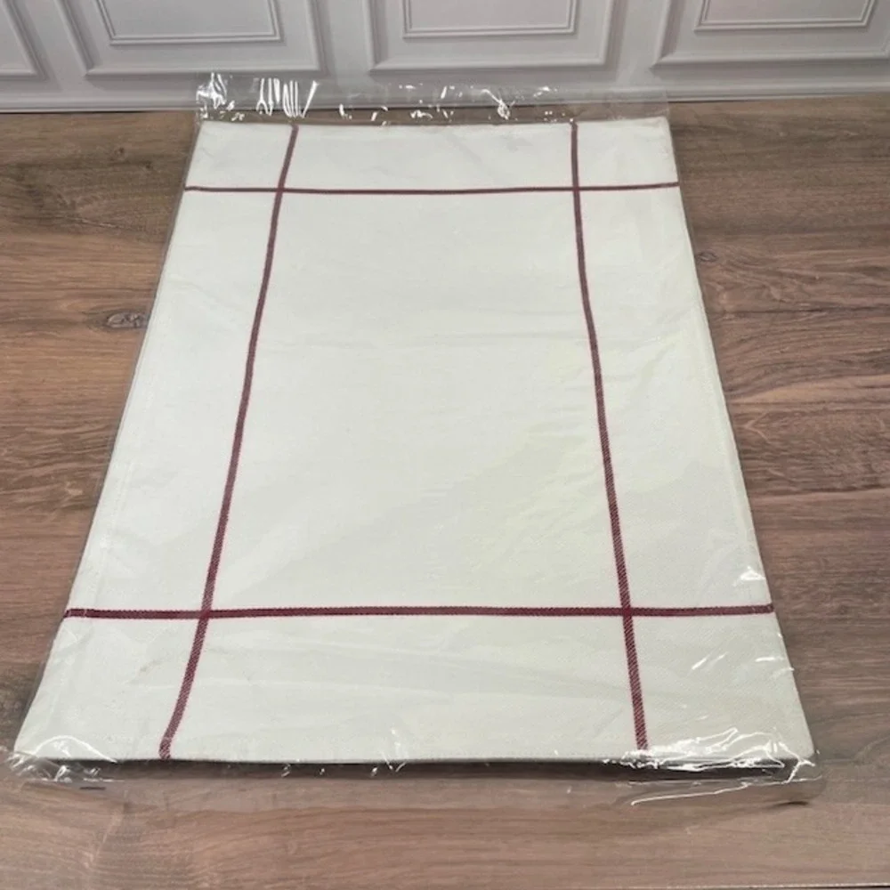 Pampered Chef White & Cranberry Window Pane Placemat Napkin Set of‎ 4 NIP